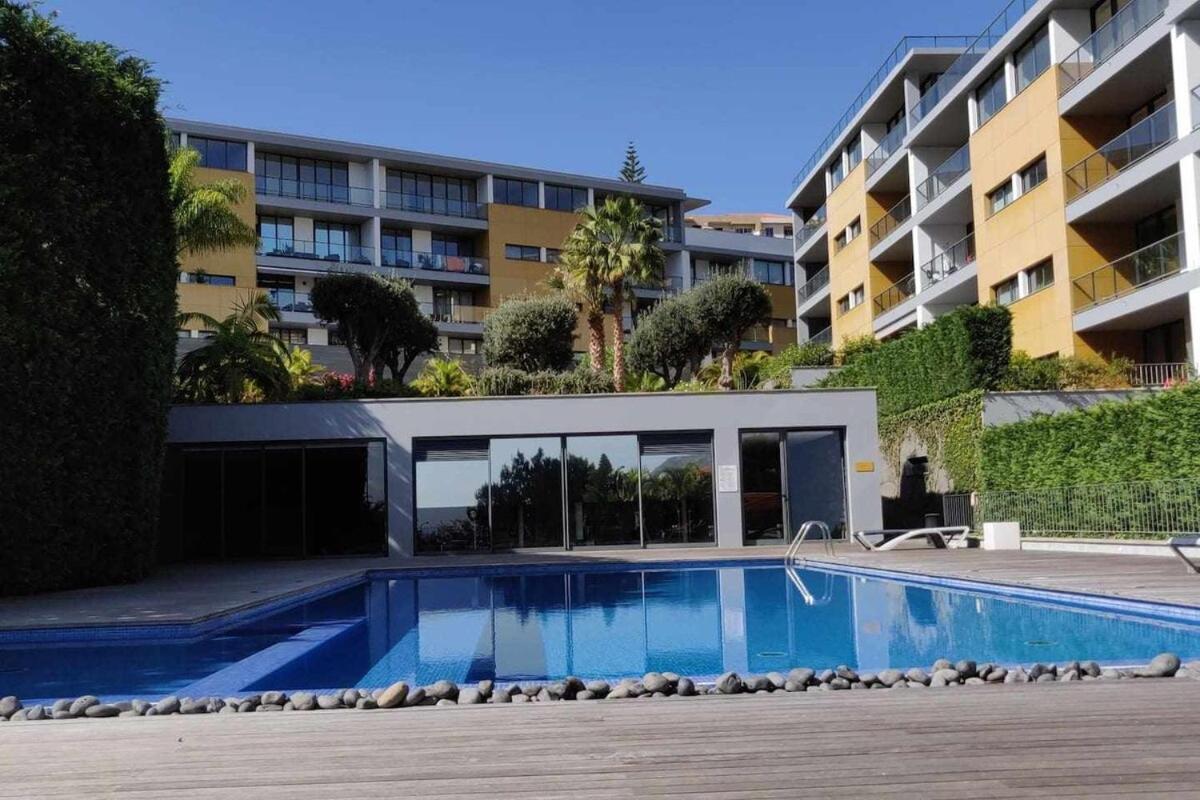 Condominio Zen Pearl-Luxury Com Piscina Funchal  Exterior photo